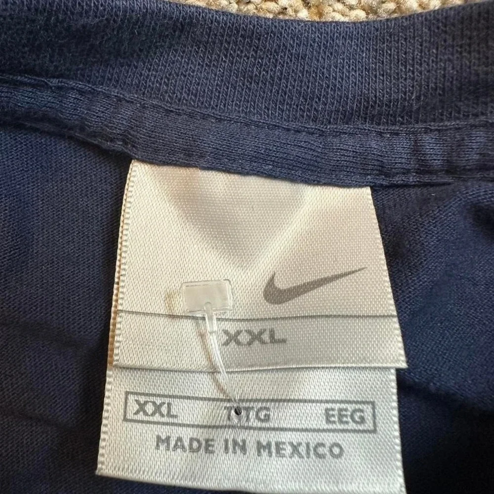 Vintage Y2K‎ essential Nike navy blue T-shirt size XXL